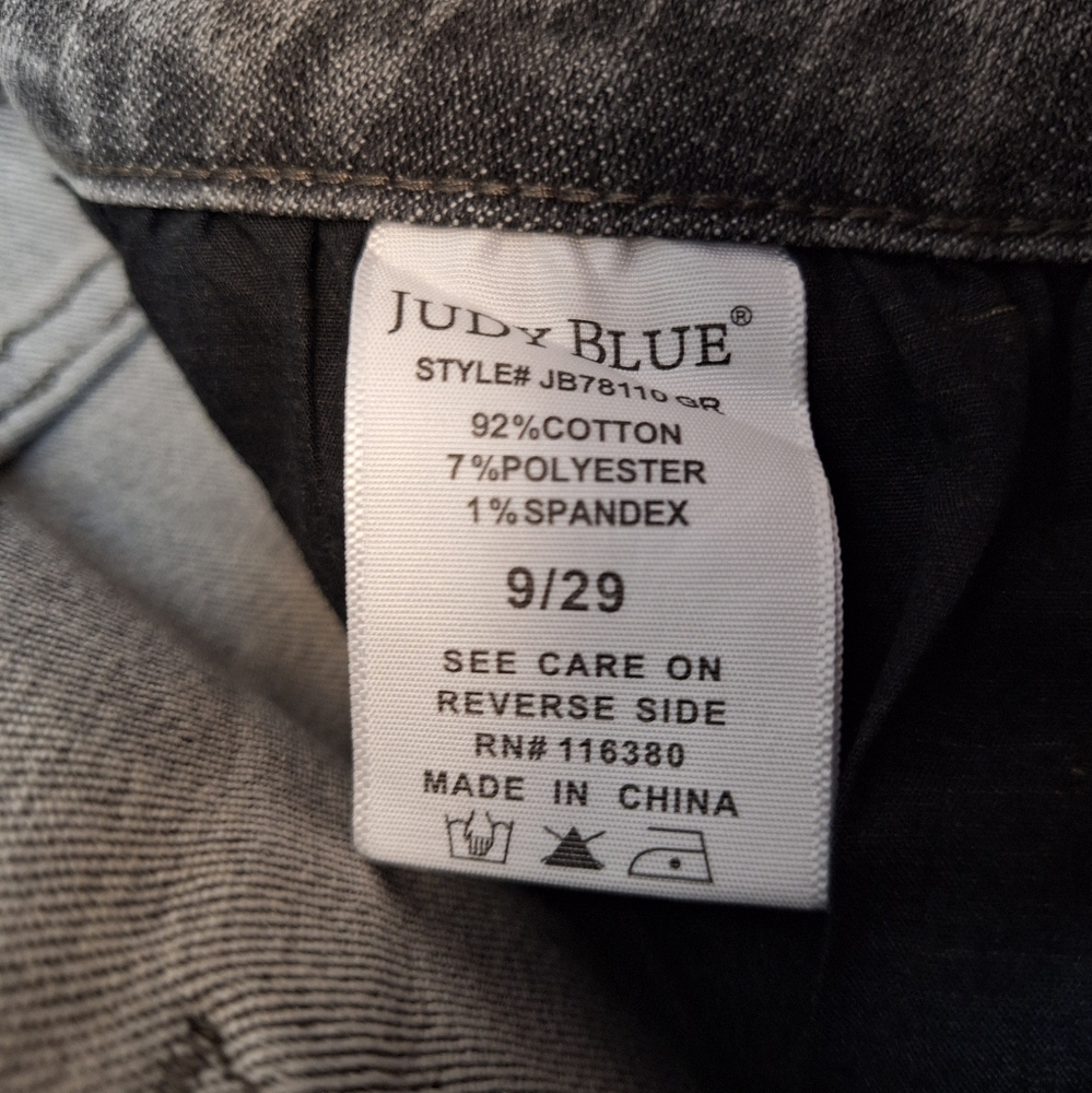 Judy Blue Capri Cropped Grey Mineral Wash High Rise Skinny Fit Jeans 9/29 - Picture 7 of 7
